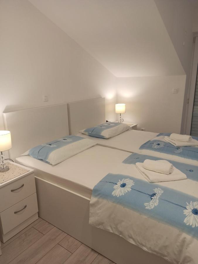 Appartement Peric West *