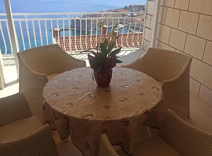 Peric Apartment West Dubrovnik