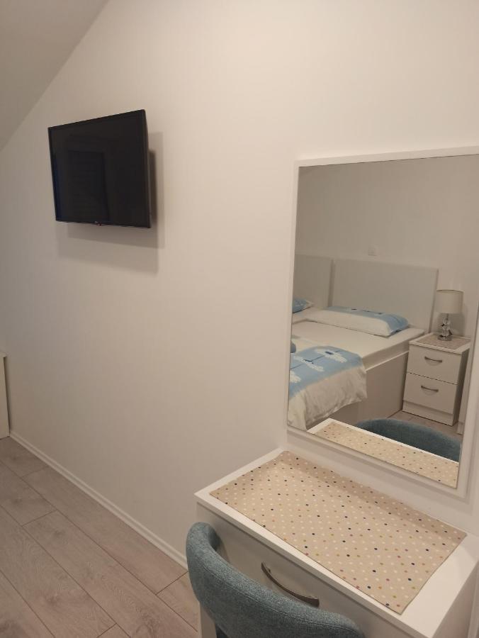Peric West Ragusa
